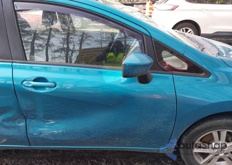 2016 Nissan Versa Note Sv z USA, uszkodzony, nr VIN 3N1CE2CP5GL388121